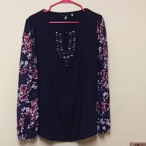 BKE Boutique Medium Blouse